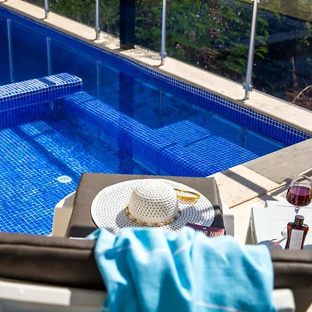 Appartamento Sea View 5 En-suit Villa, Pool Heatable, Free Wifi Villahappy In Kalkan